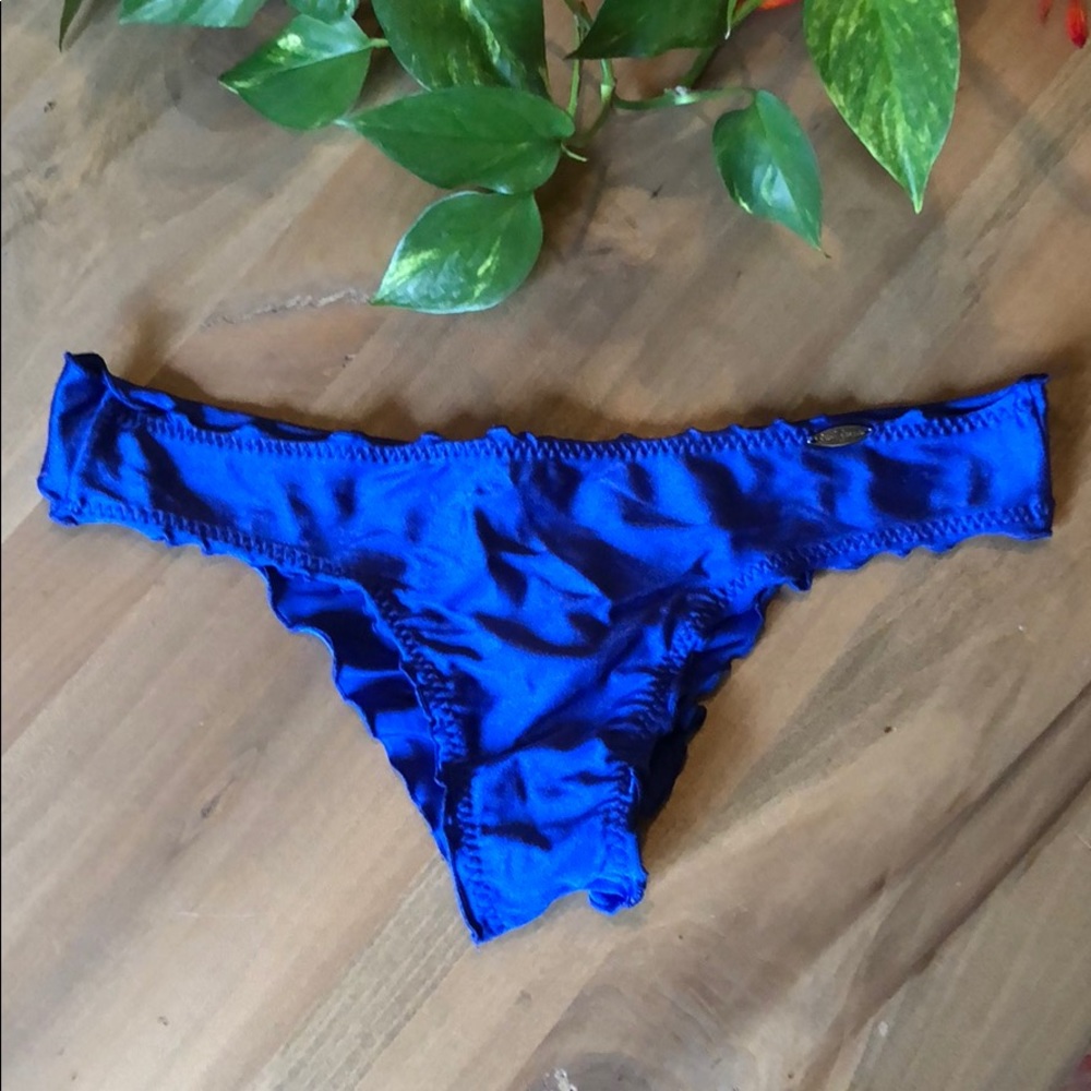 ☆ Luli Fama Cheeky Swim Bottoms